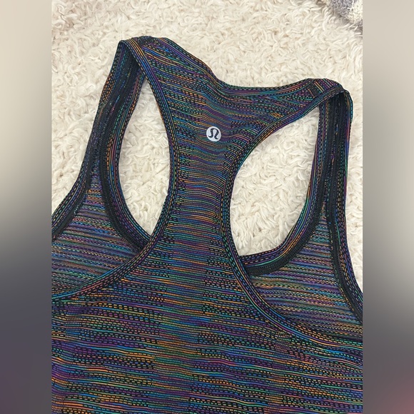 Lululemon Swiftly Tech Tank LOVE 2.0 - Picture 7 of 7